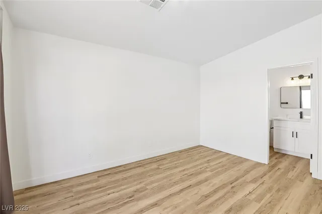 $1,900 | 7400 Queen Palm Drive, Las Vegas, NV 89128