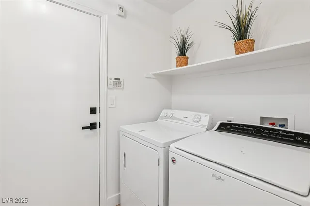 $1,900 | 7400 Queen Palm Drive, Las Vegas, NV 89128