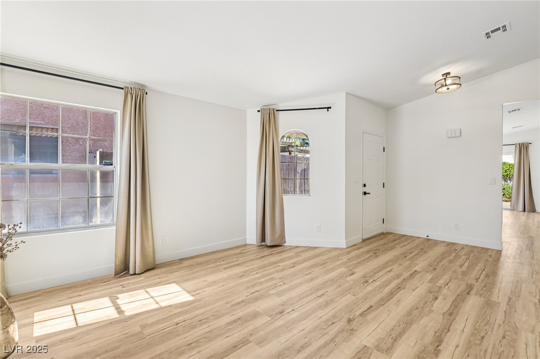 7400 Queen Palm Drive Las Vegas, NV 89128 - Photo 7 of 25