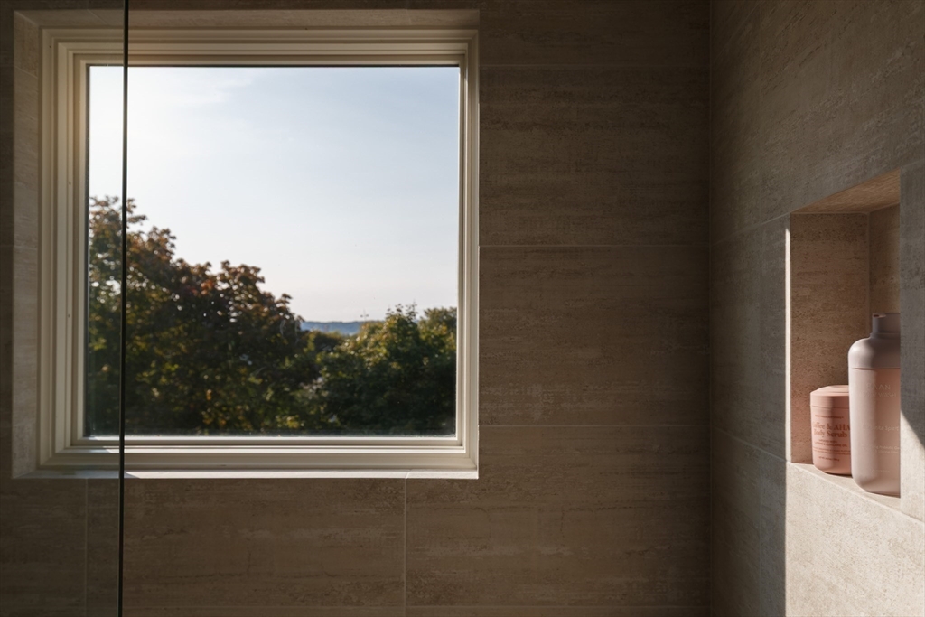 21-23 Eastman Road, Unit 21 Somerville, MA 02143 - Photo 18 of 20