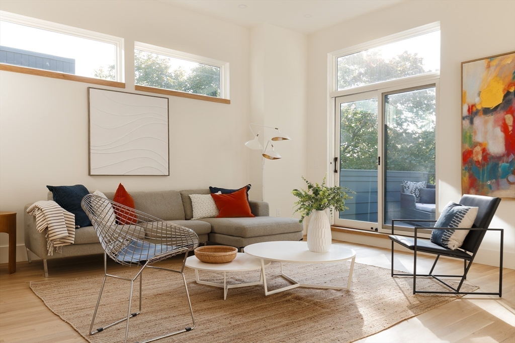 21-23 Eastman Road, Unit 21 Somerville, MA 02143 - Photo 5 of 20