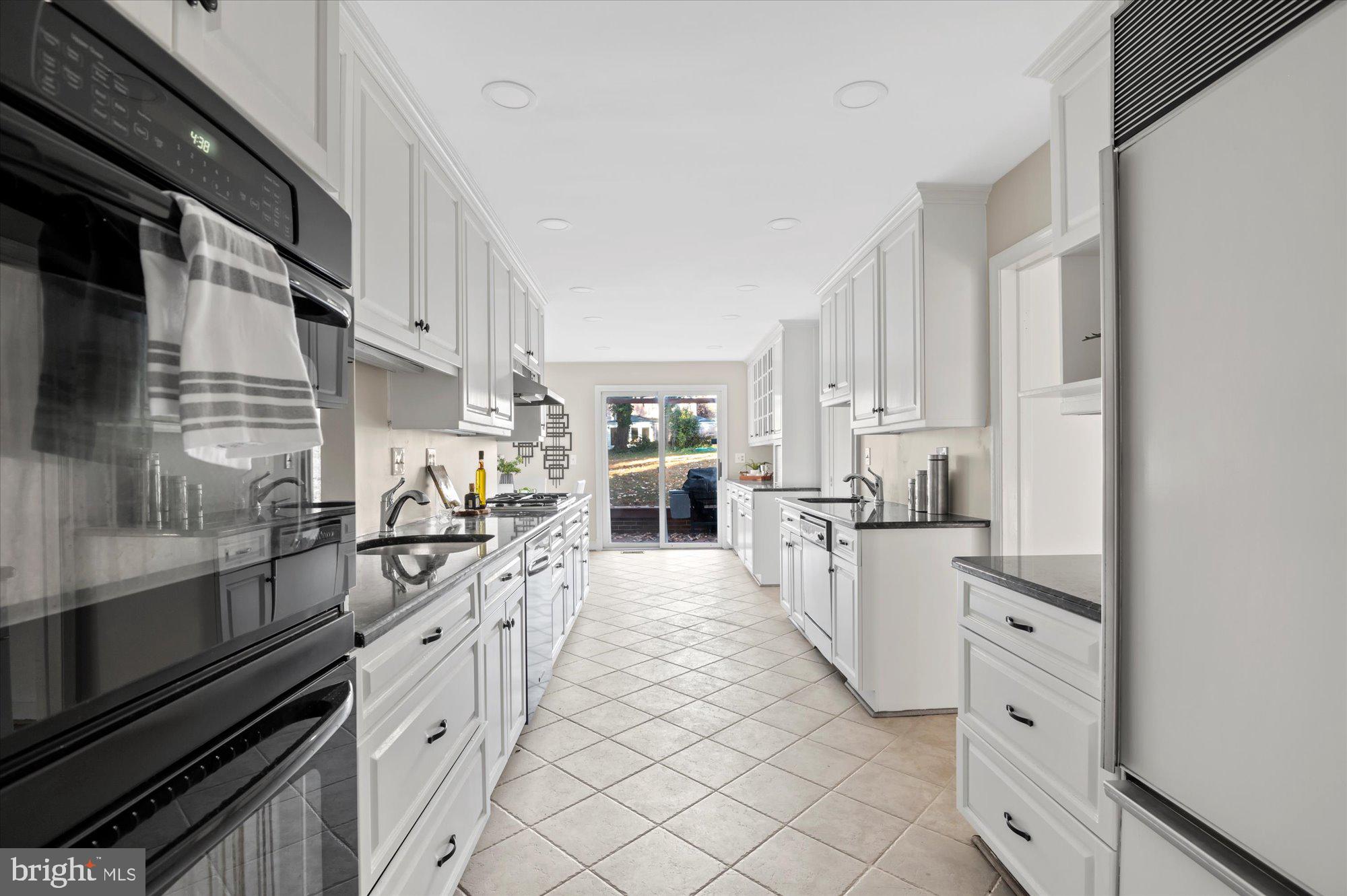 1005 Highland Drive Silver Spring, MD 20910 - Photo 23 of 61 Kitchen