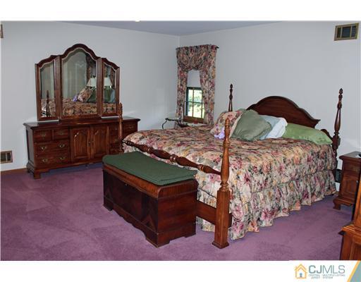 1 Fox Hill Road Edison, NJ 08820 - Photo 14 of 25