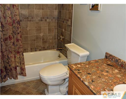 1 Fox Hill Road Edison, NJ 08820 - Photo 19 of 25