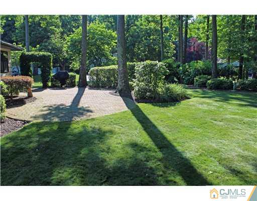 1 Fox Hill Road Edison, NJ 08820 - Photo 5 of 25