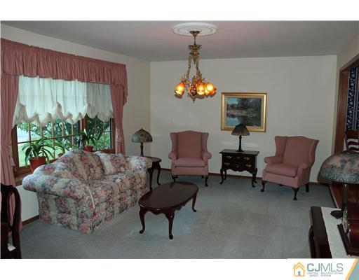 1 Fox Hill Road Edison, NJ 08820 - Photo 7 of 25