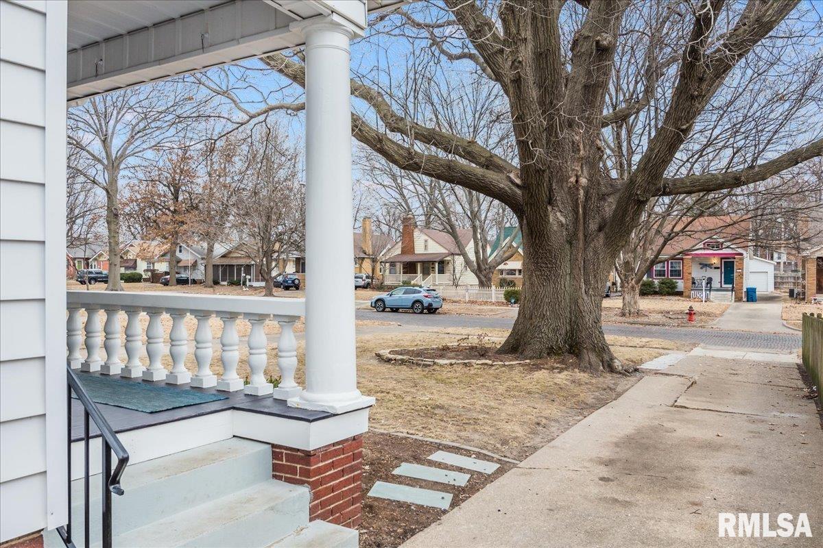 2033 South State Street Springfield, IL 62704 - Photo 4 of 31