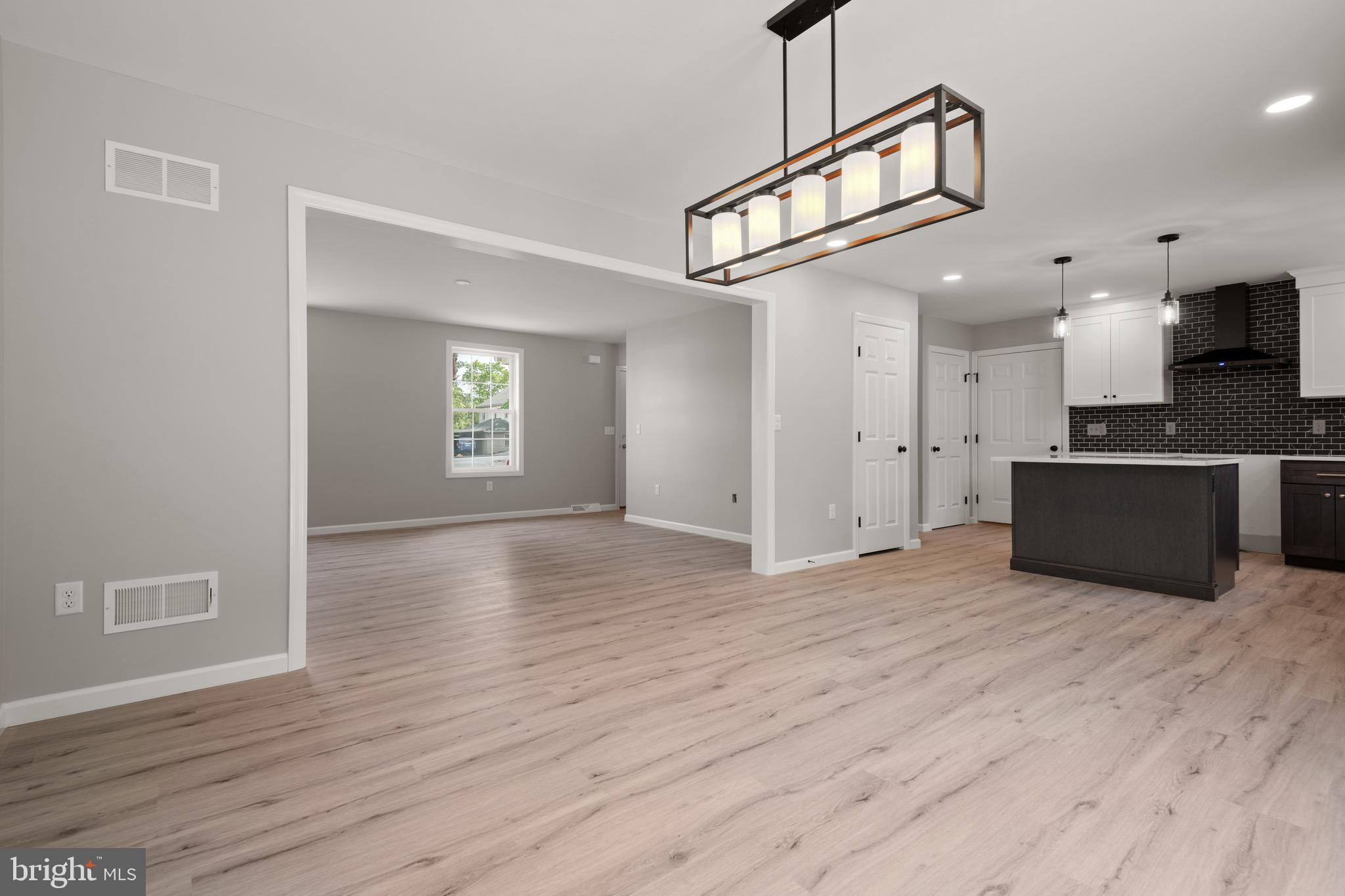 151 Cedar Lane Reading, PA 19607 - Photo 8 of 36