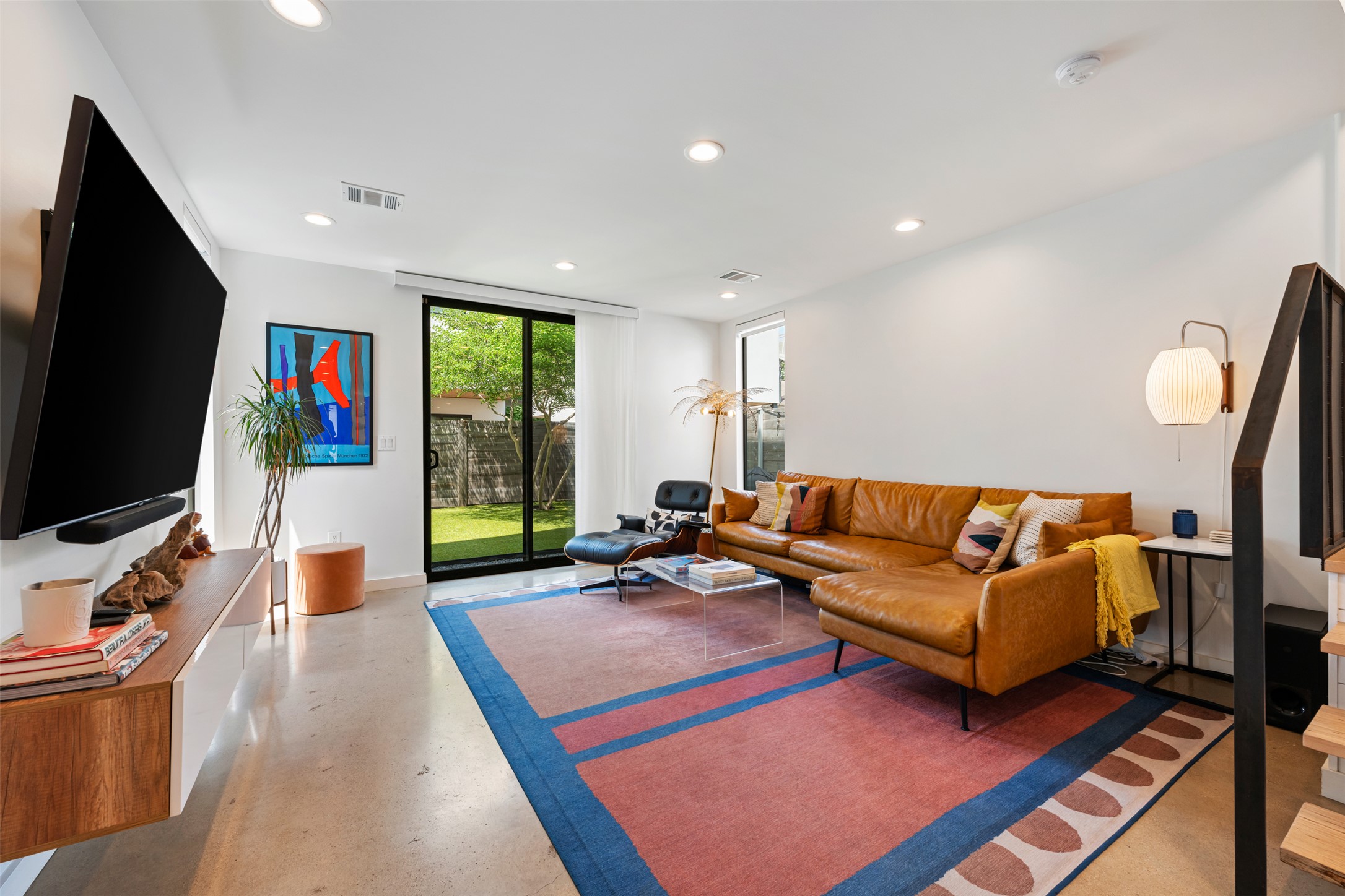 1114 East 3rd Street, Unit 1 Austin, TX 78702 - Photo 9 of 39