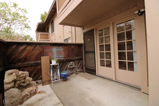 a view of an outdoor space