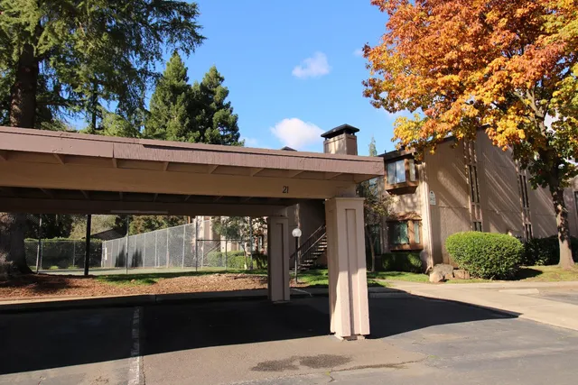 $285,000 | 5333 Primrose Drive, Unit 24A, Fair Oaks, CA 95628