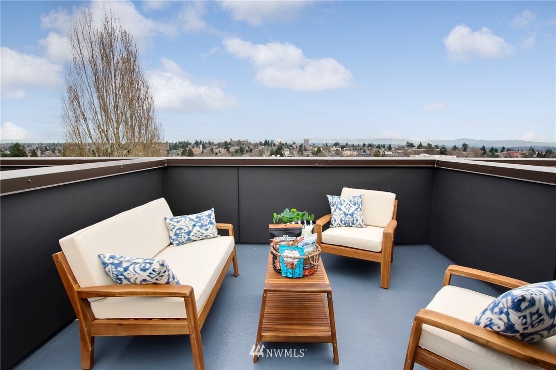 908 North 46th Street, Unit H Seattle, WA 98103 - Photo 21 of 26