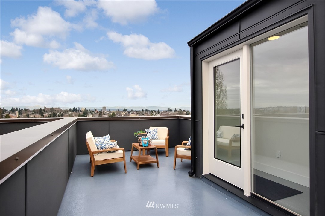 908 North 46th Street, Unit H Seattle, WA 98103 - Photo 23 of 26