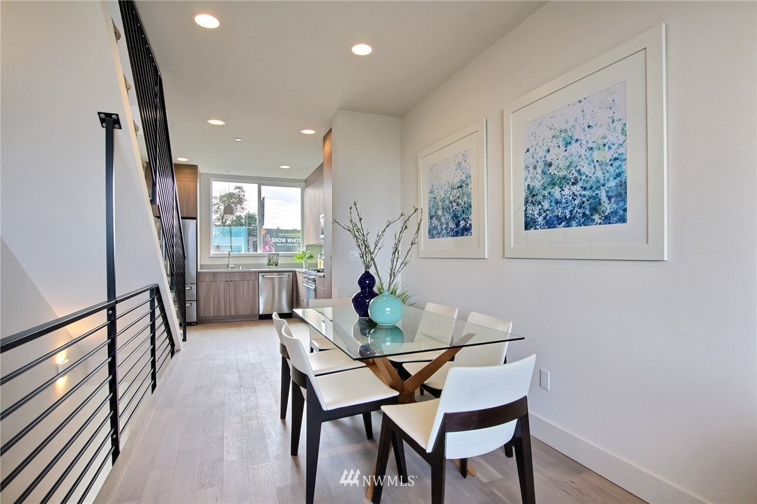 908 North 46th Street, Unit H Seattle, WA 98103 - Photo 9 of 26