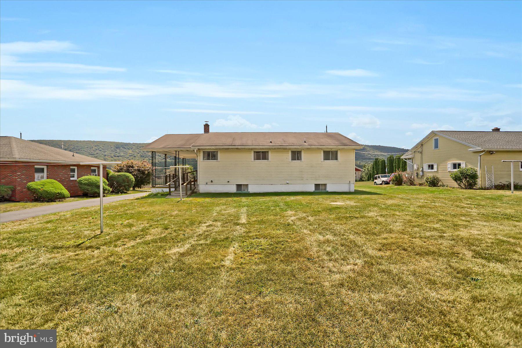 616 West Maple Street Valley View, PA 17983 - Photo 6 of 25