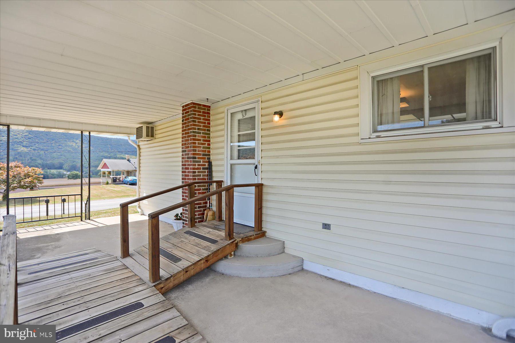 616 West Maple Street Valley View, PA 17983 - Photo 8 of 25