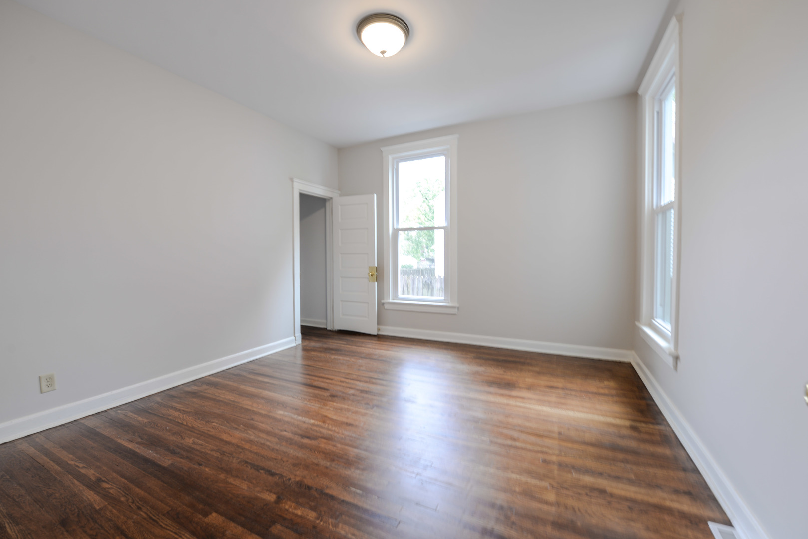 1023 Oneida Street Joliet, IL 60435 - Photo 14 of 20 Gallery Image 14