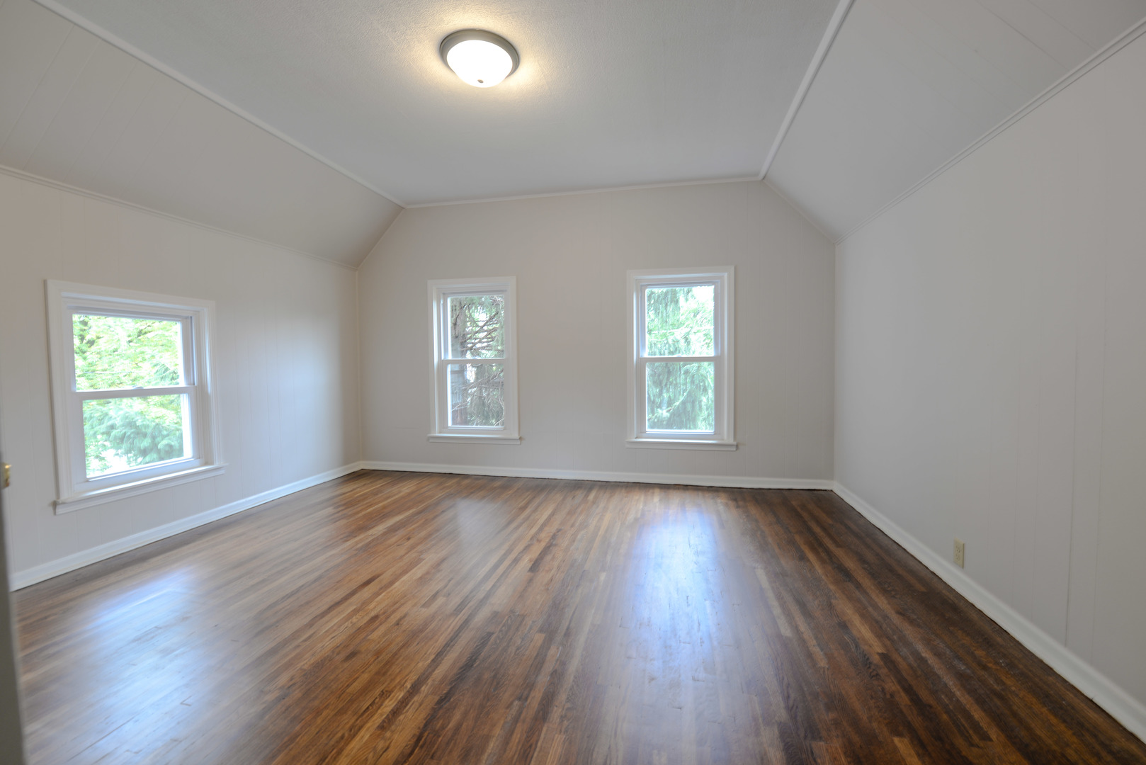 1023 Oneida Street Joliet, IL 60435 - Photo 17 of 20 Gallery Image 17