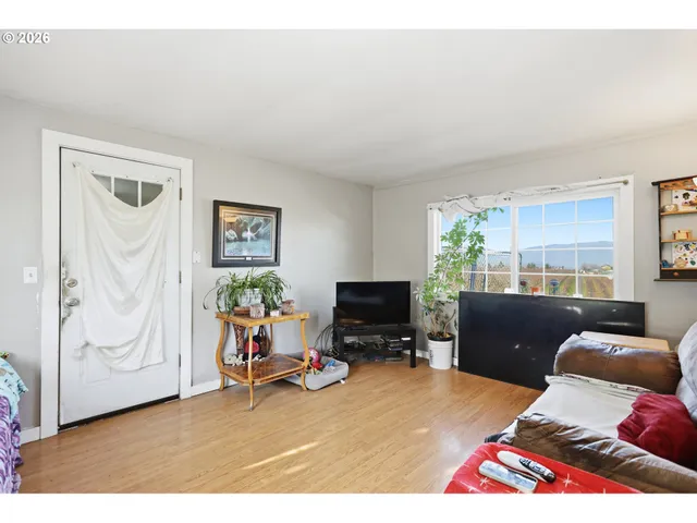 $750,000 | 3699 Skyline Road, The Dalles, OR 97058