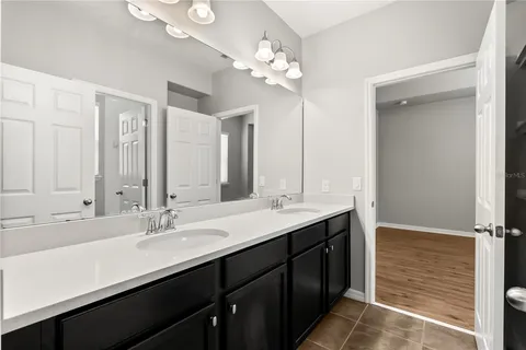 $588,000 | 5107 Longmeadow Park Street, Orlando, FL 32811