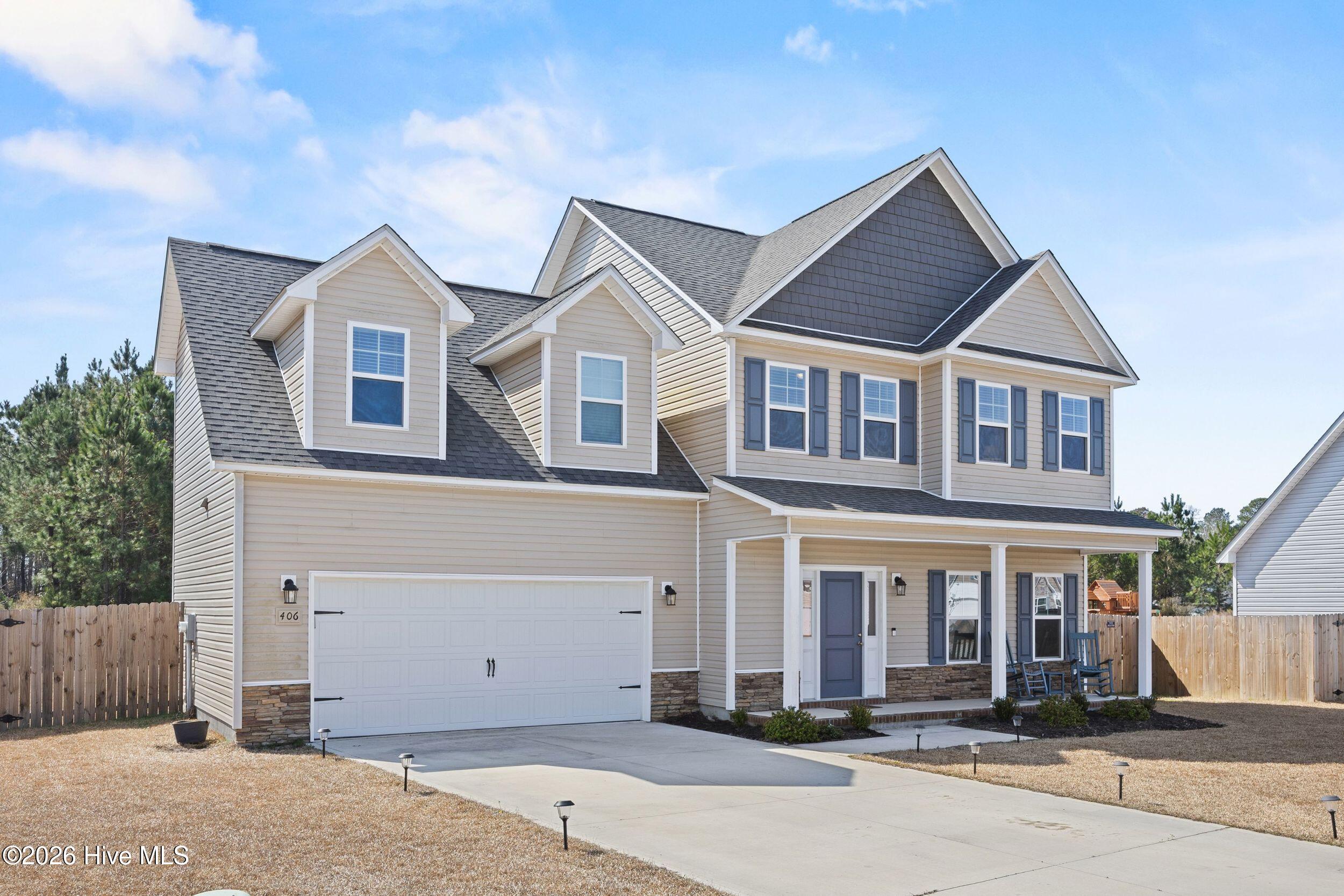 406 Silverstone Place Hubert, NC 28539 - Photo 2 of 49 2_front exterior