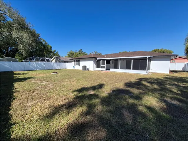 $2,450 | 2924 Ripplewood Drive, Seffner, FL 33584