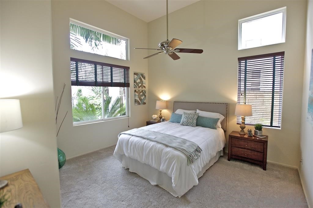 6033 Oakgate Row La Jolla, CA 92037 - Photo 20 of 25