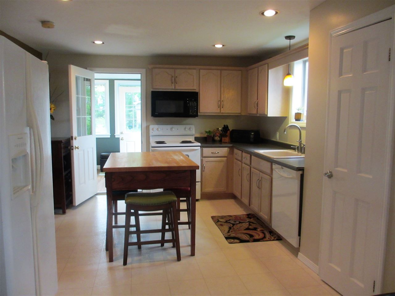 11 Gates Street Concord, NH 03301 - Photo 14 of 37
