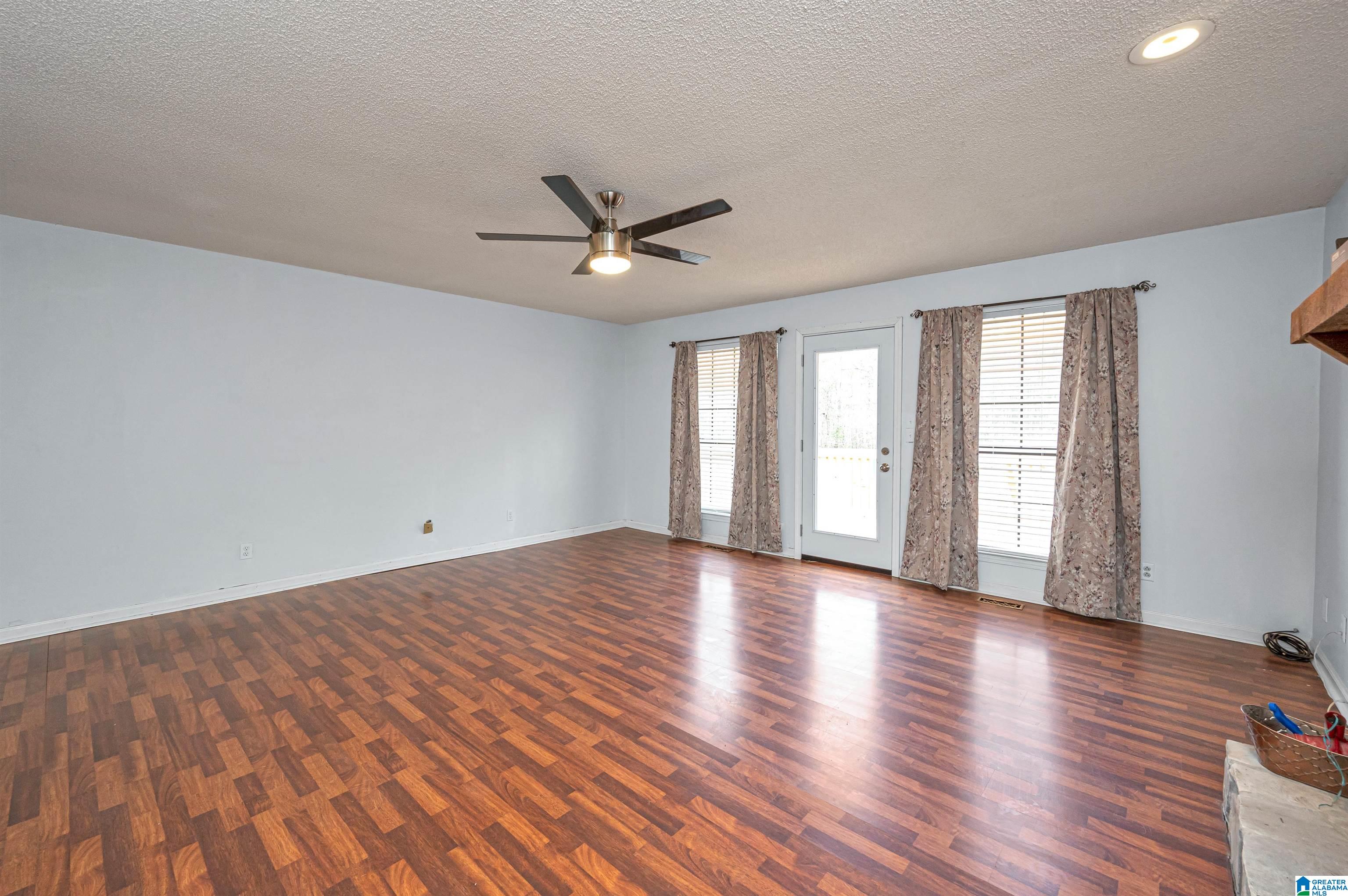 632 Arrowhead Lane Talladega, AL 35160 - Photo 7 of 36