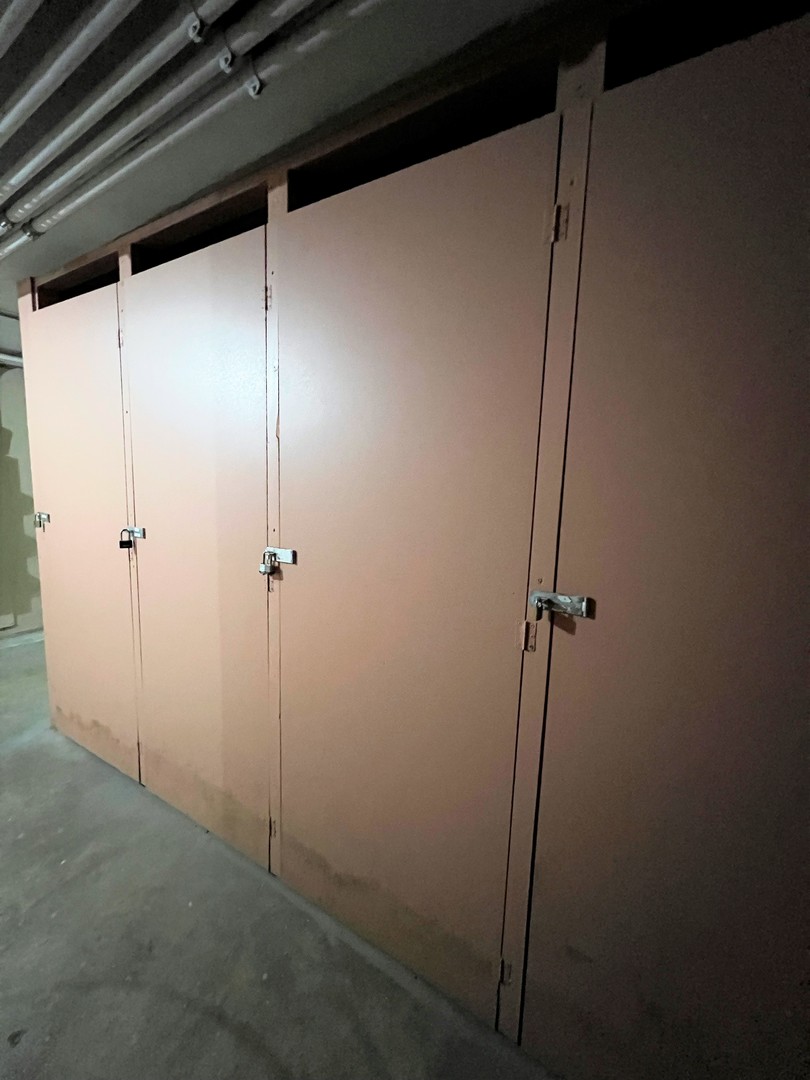 14970 Pulaski Road, Unit 2 Midlothian, IL 60445 - Photo 19 of 20 a view of room