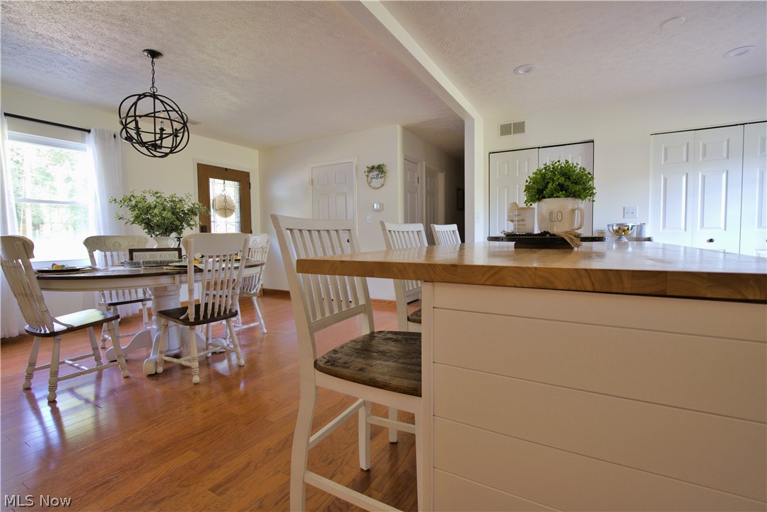 601 Eyermann Road Belpre, OH 45714 - Photo 4 of 25 Gallery Image 4
