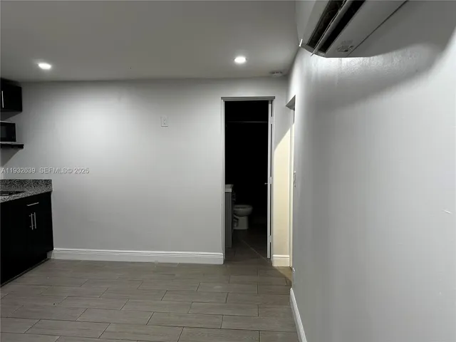 $1,350 | 214 South 57th Avenue, Hollywood, FL 33023