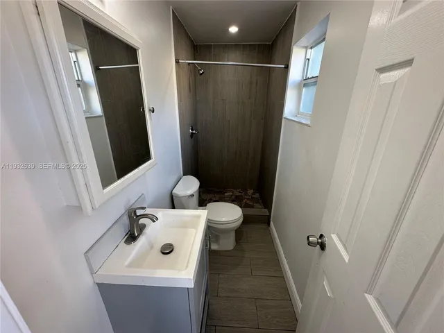 $1,350 | 214 South 57th Avenue, Hollywood, FL 33023