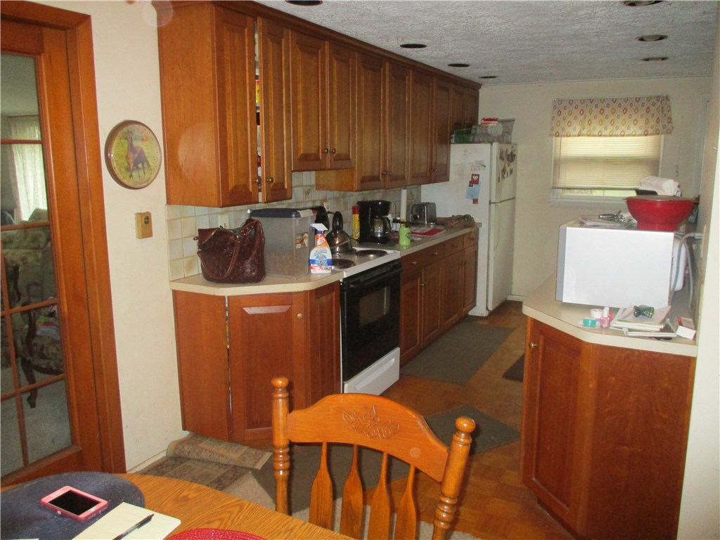 1151 County Line Road Webster, NY 14580 - Photo 5 of 19