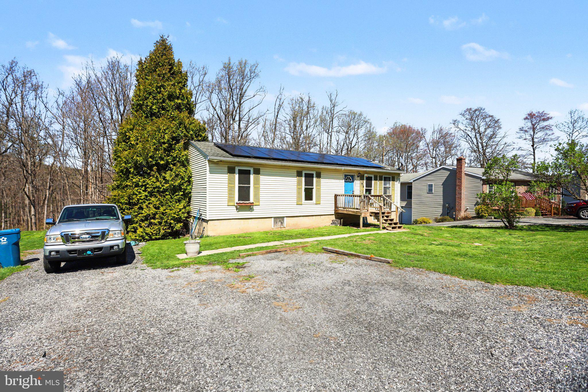112 Green House Road Dillsburg, PA 17019 - Photo 2 of 23