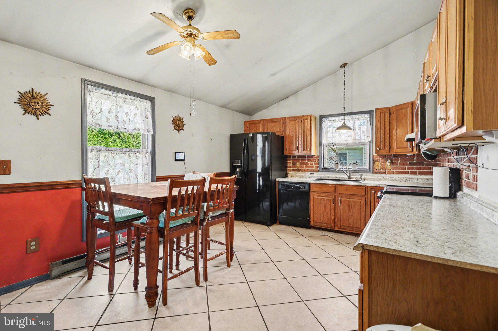 112 Green House Road Dillsburg, PA 17019 - Photo 7 of 23
