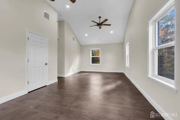 $1,199,000 | 537 South Atlantic Avenue, Aberdeen, NJ 07747