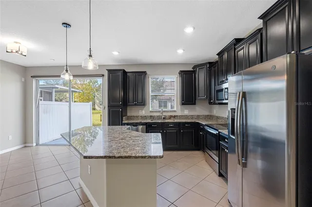 $2,050 | 6324 Torrington Circle, Lakeland, FL 33811