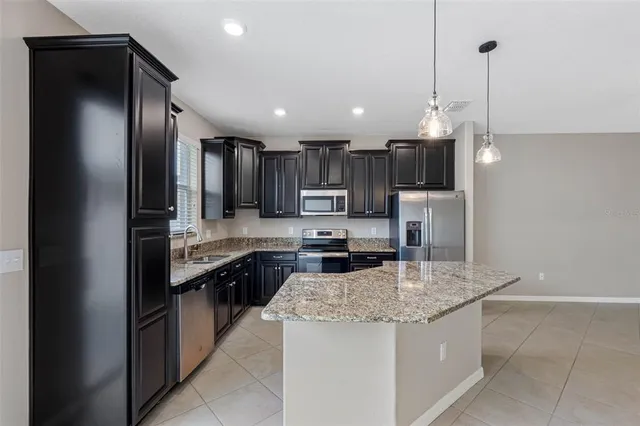 $2,050 | 6324 Torrington Circle, Lakeland, FL 33811