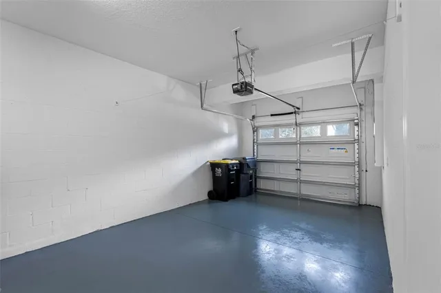 $2,050 | 6324 Torrington Circle, Lakeland, FL 33811