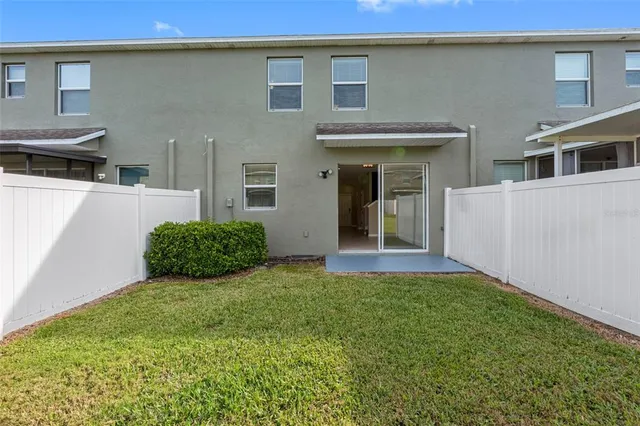 $2,050 | 6324 Torrington Circle, Lakeland, FL 33811