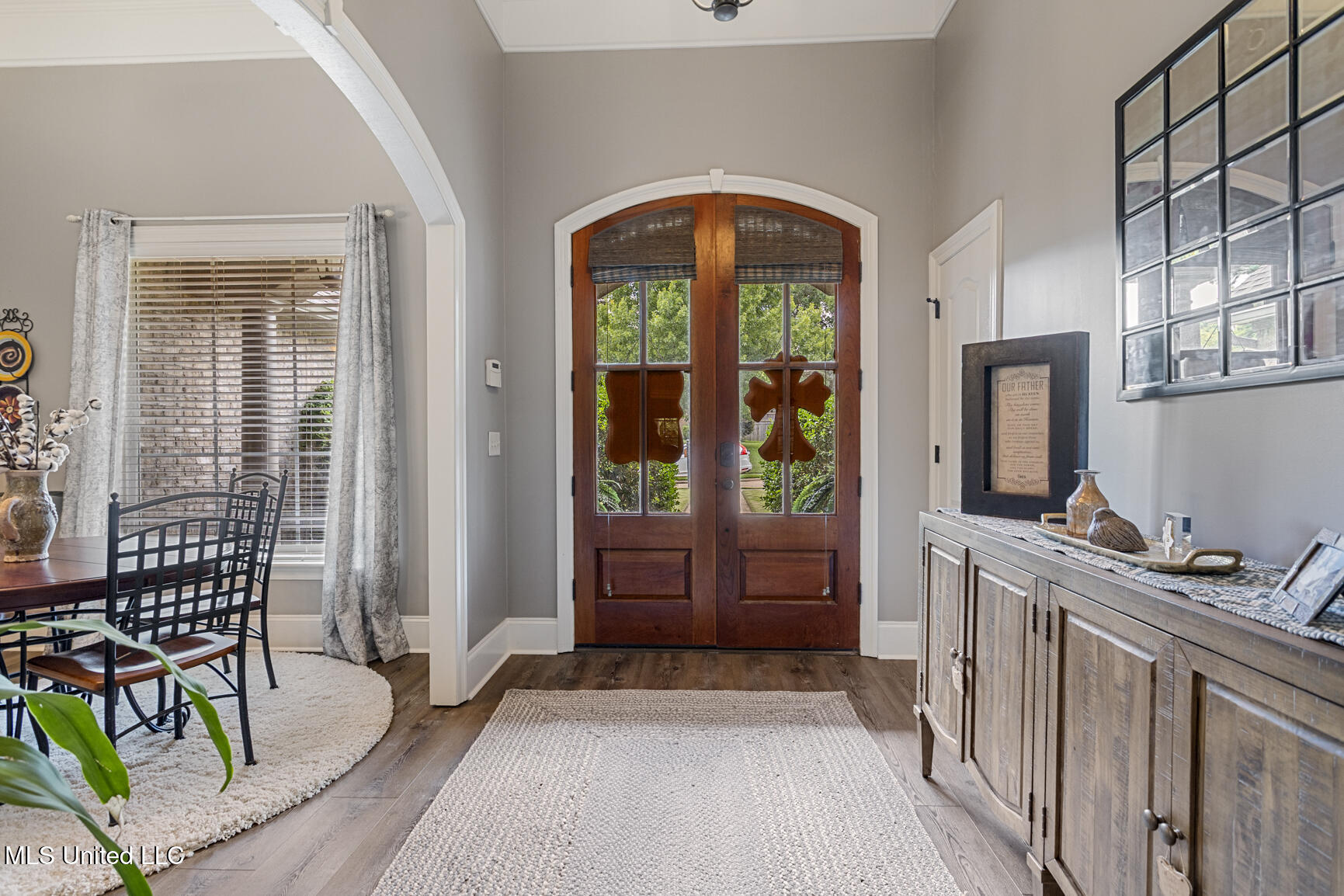 116 Hallmark Place Madison, MS 39110 - Photo 3 of 32 Foyer