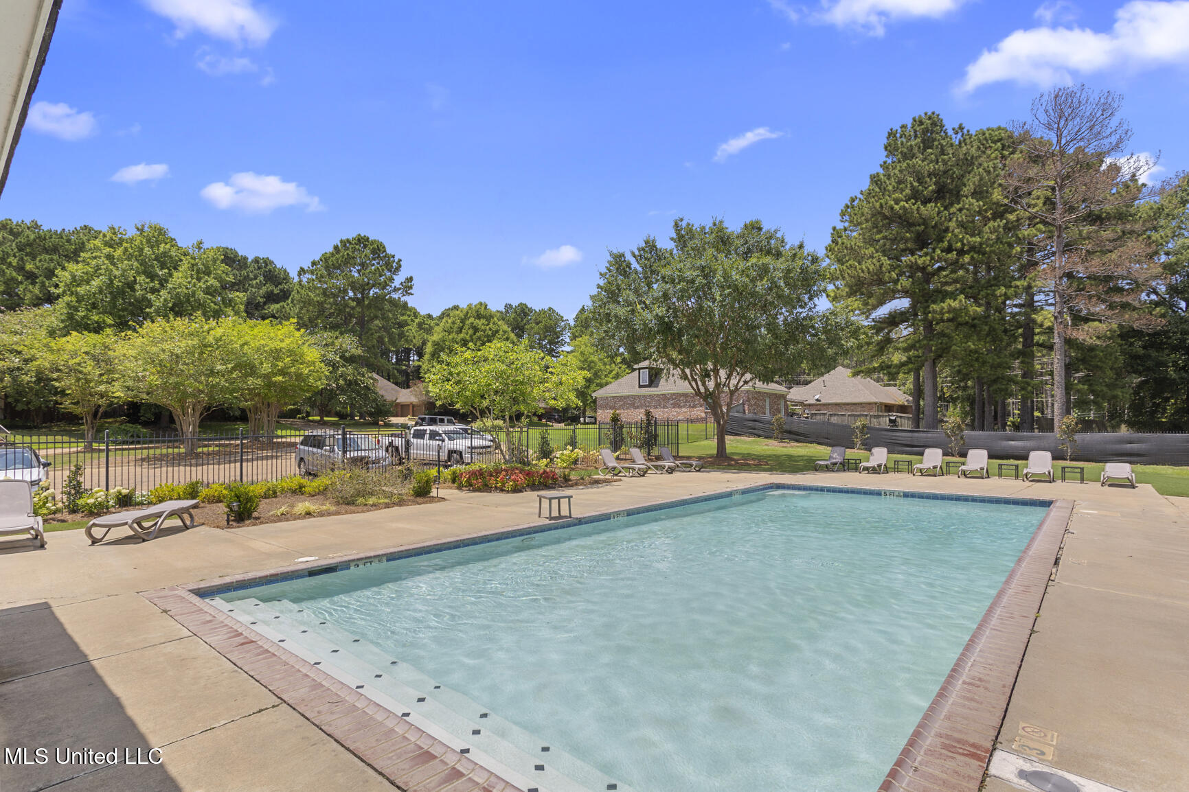 116 Hallmark Place Madison, MS 39110 - Photo 32 of 32 neighborhood pool