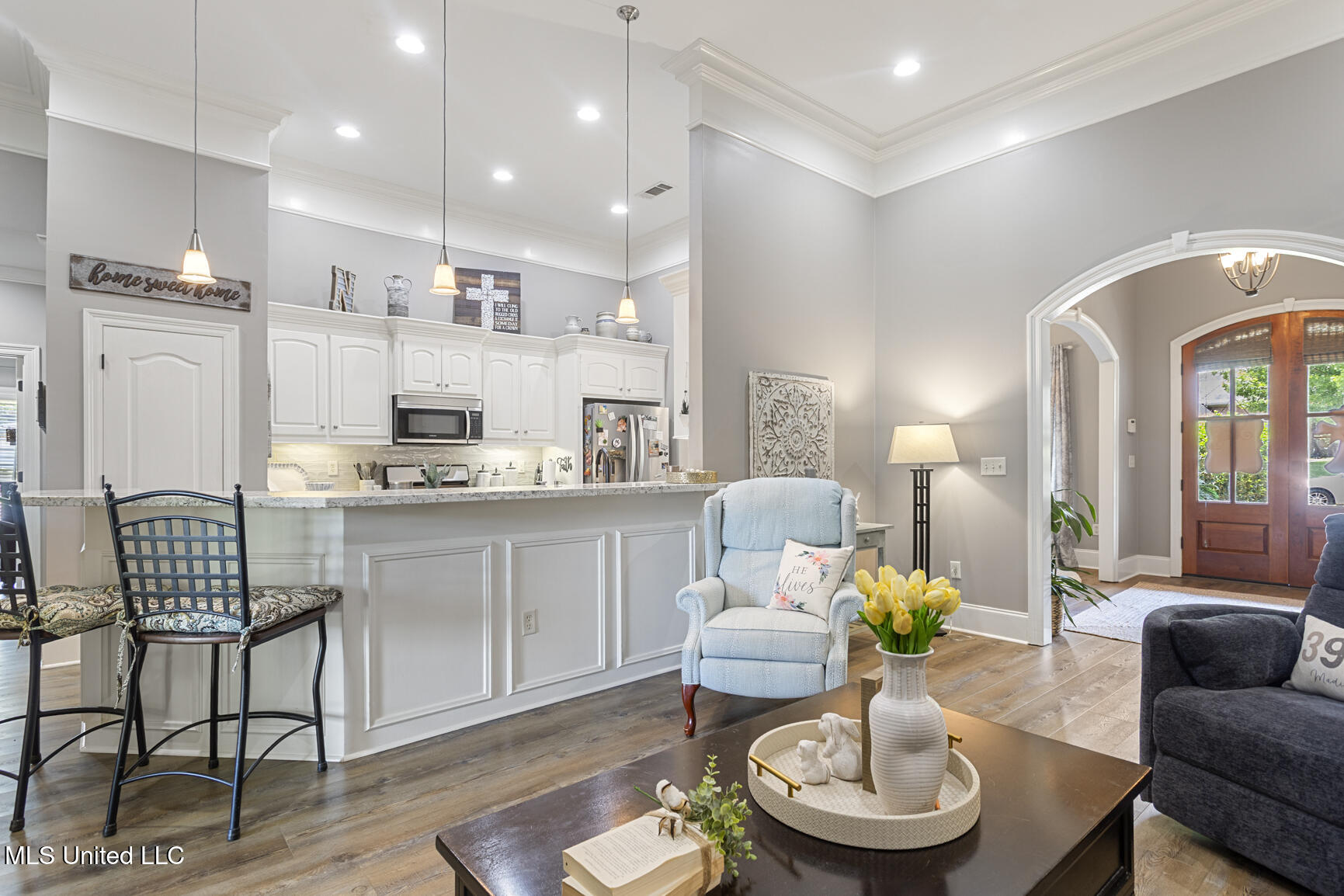 116 Hallmark Place Madison, MS 39110 - Photo 8 of 32 living to kitchen 2