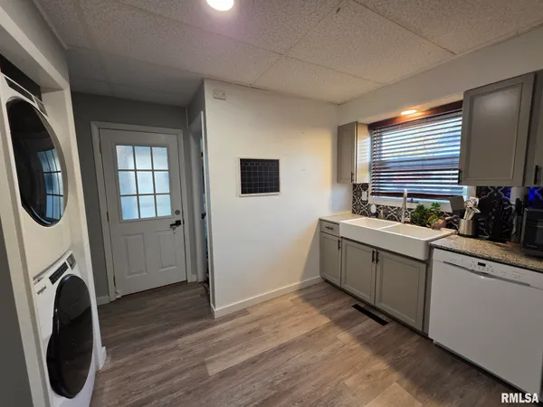 $169,500 | 1431 Spruce Street, Quincy, IL 62301