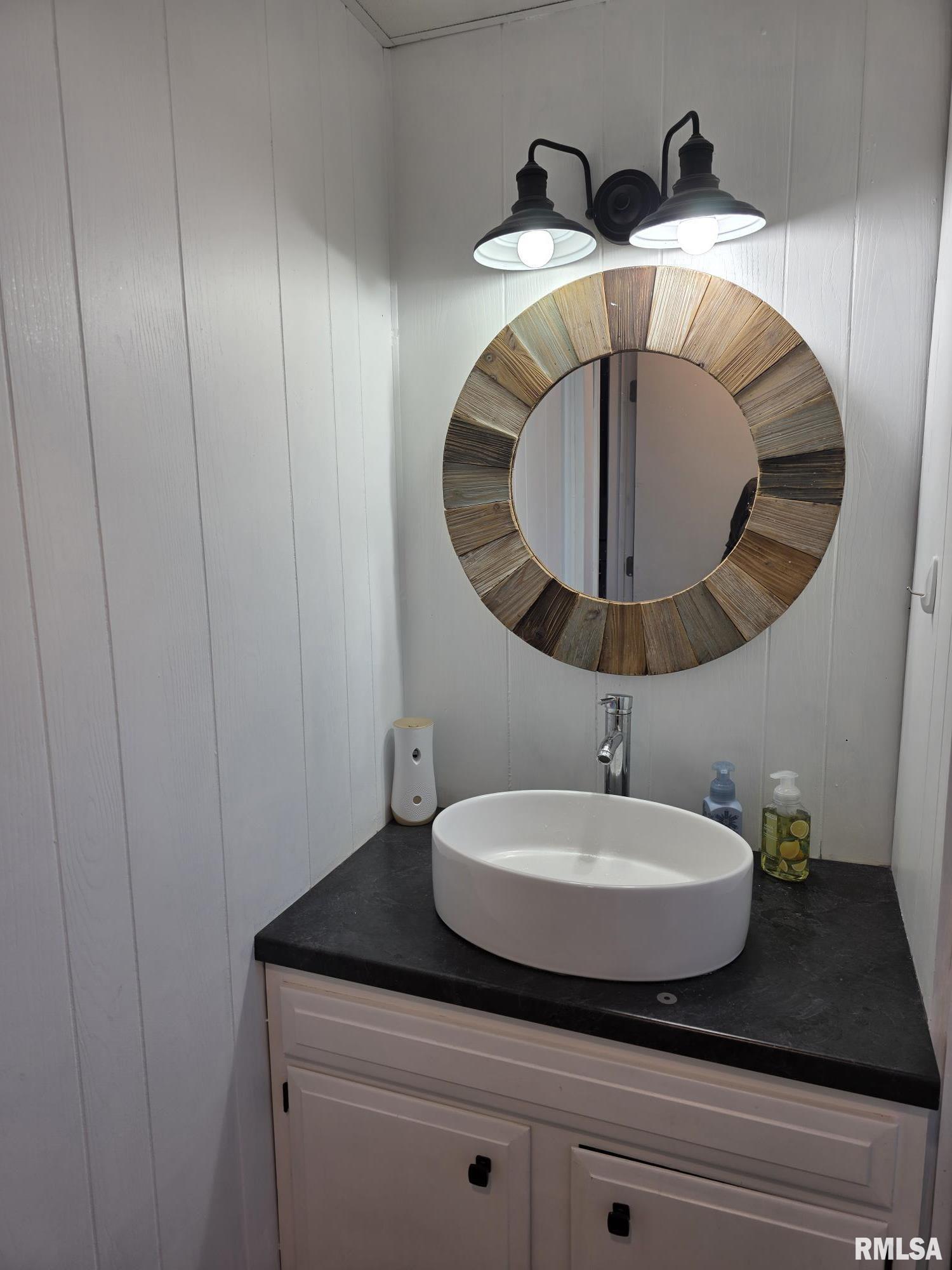 1431 Spruce Street Quincy, IL 62301 - Photo 19 of 34