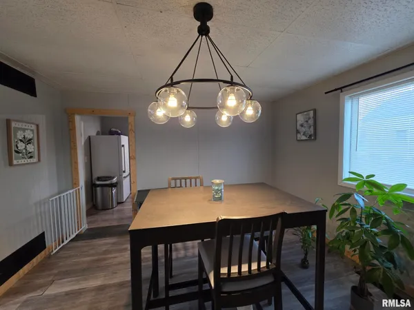 $169,500 | 1431 Spruce Street, Quincy, IL 62301