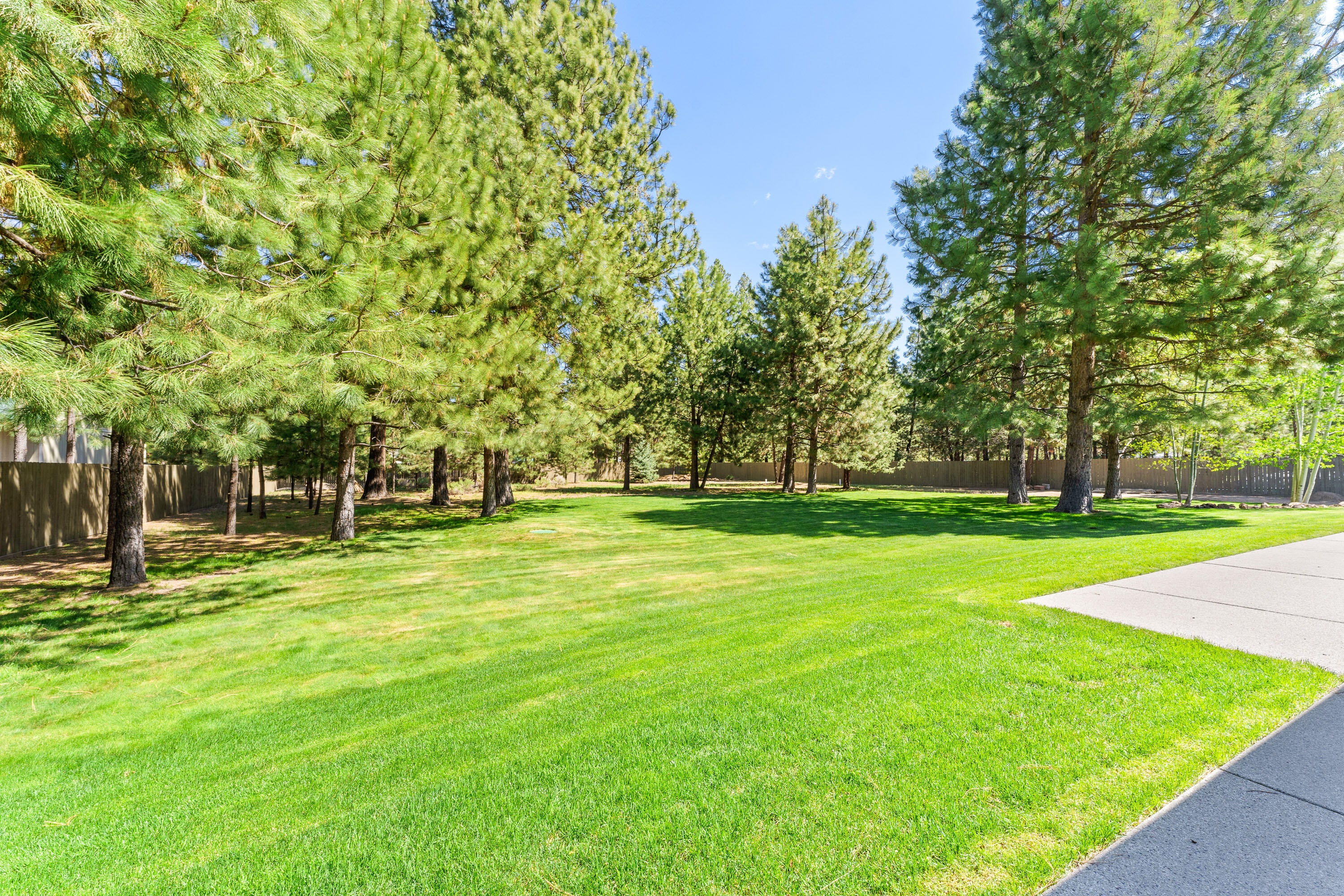 19236 Kiowa Road Bend, OR 97702 - Photo 40 of 52 19236-Kiowa-Road-Bend-OR-97702_ (21)