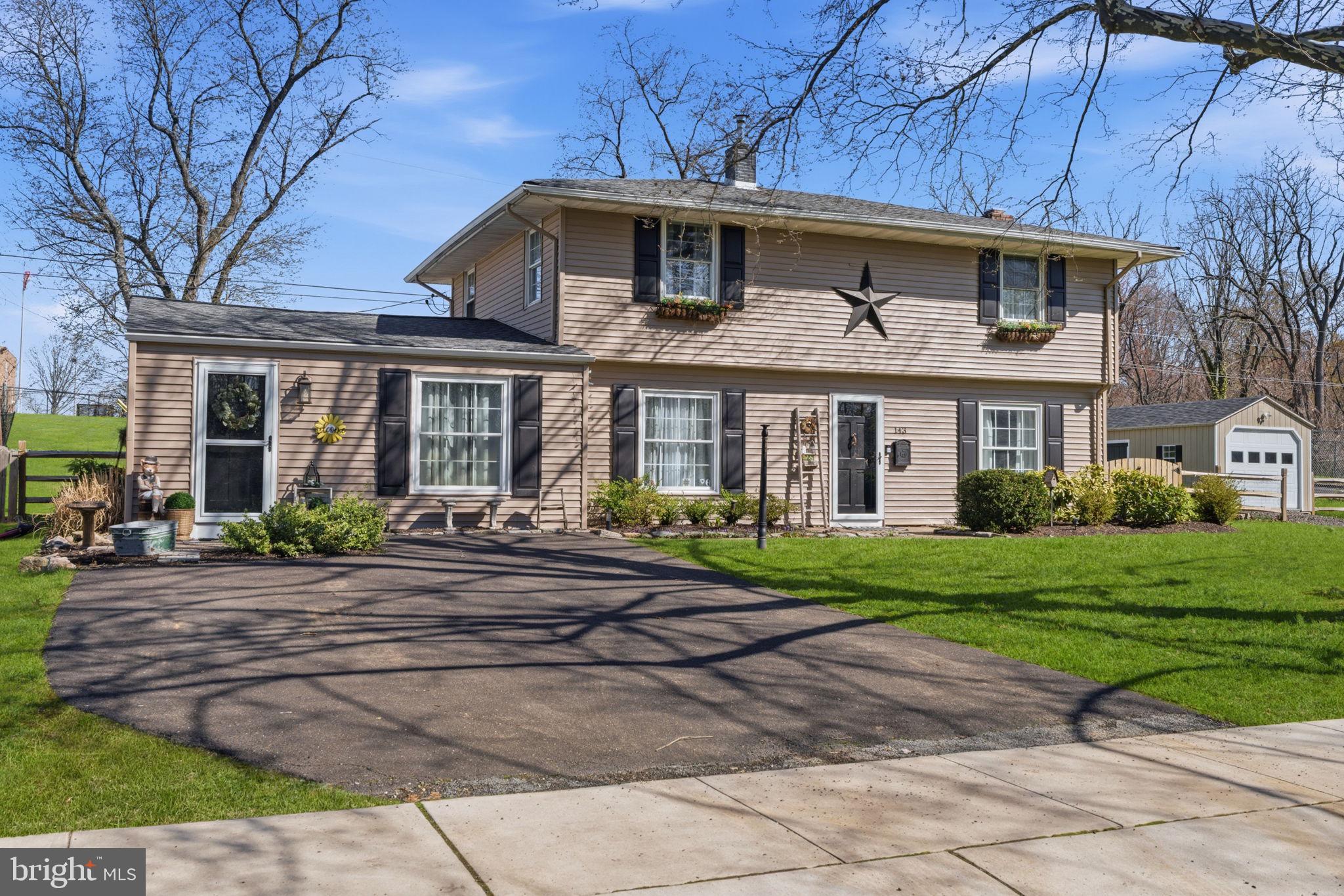 143 Terrace Road Levittown, PA 19056 - Photo 1 of 33