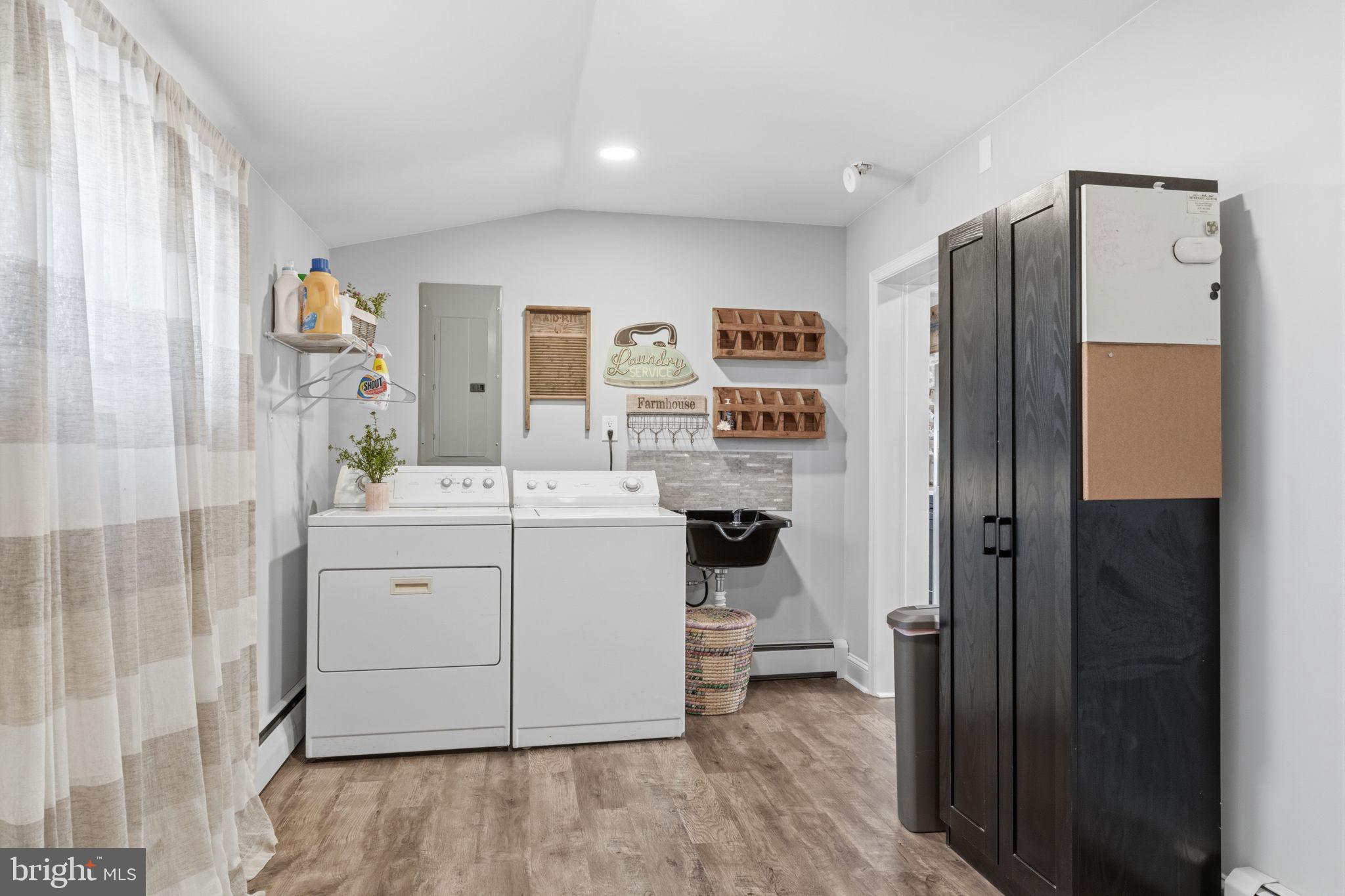 143 Terrace Road Levittown, PA 19056 - Photo 18 of 33